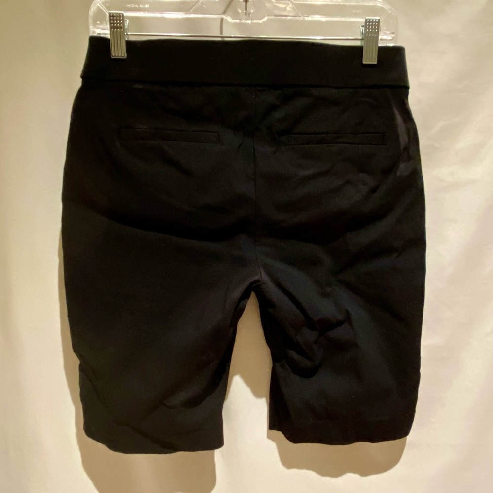 Briggs Black Stretch Pull-On Bermuda Shorts, size 6 - Picture 2 of 10
